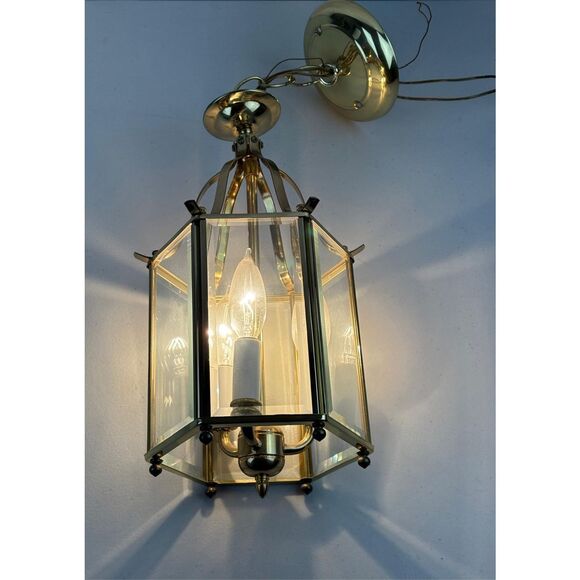 Vintage MCM American Lantern Co Pendant Ceiling Lamp Brass Glass 6 Panel 3 Light - Picture 1 of 12